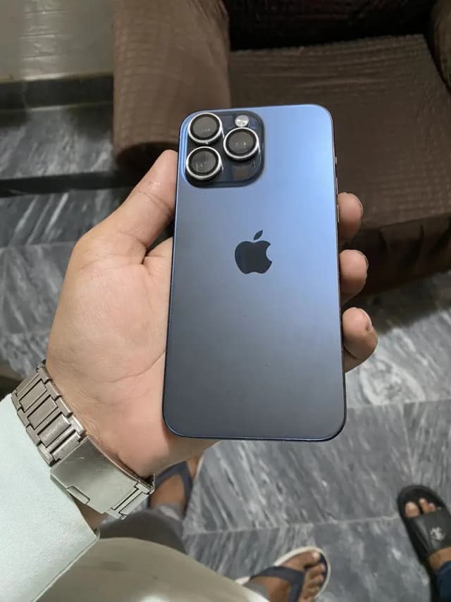 Apple iPhone 15 Pro Max jv