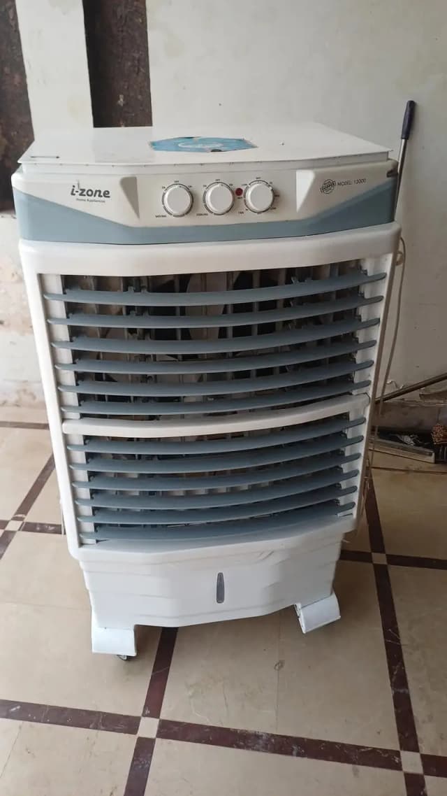 air cooler brand new condition i-zone  urgently salel
