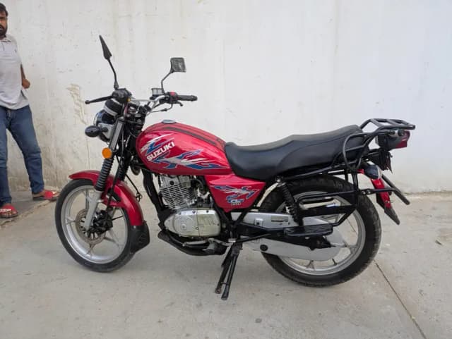 Suzuki GS150 SE 2021 Saaf condition.