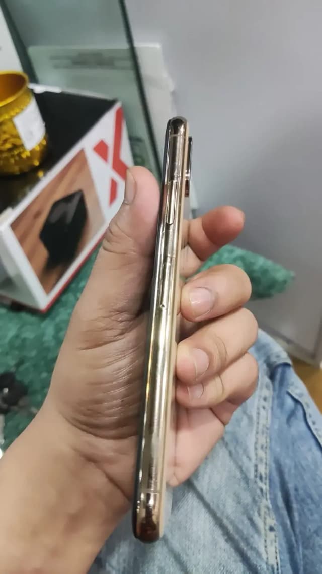 Apple iPhone XS