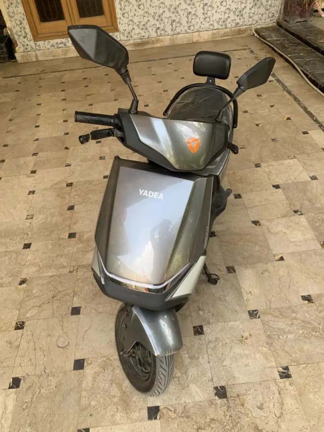 Electric Scooter | Stylish & Powerful