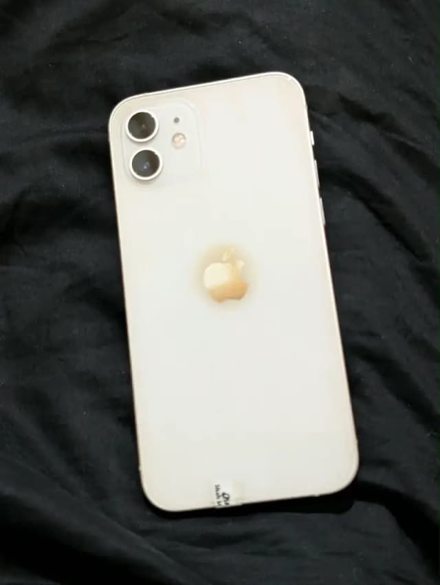 IPHONE 12