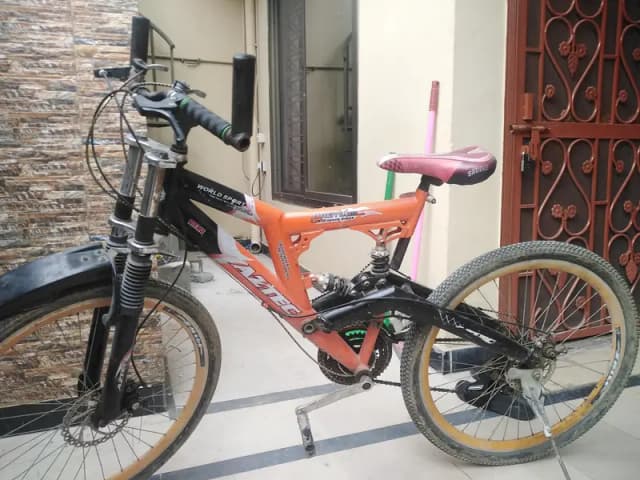 ROAD BICYCLE /Mountain bicycle