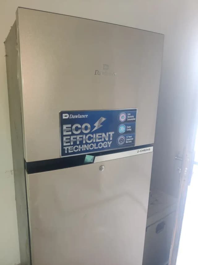 Dawlanc good condition fridge