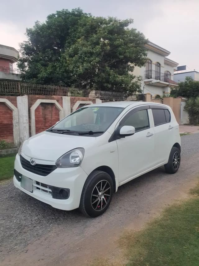 Daihatsu Mira 2012/2014