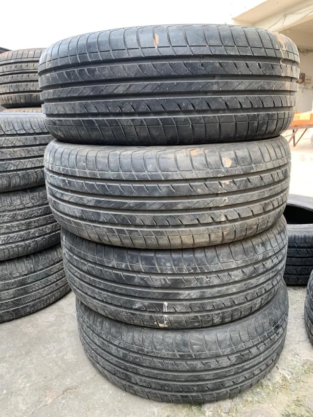Tyres set 225 55 18