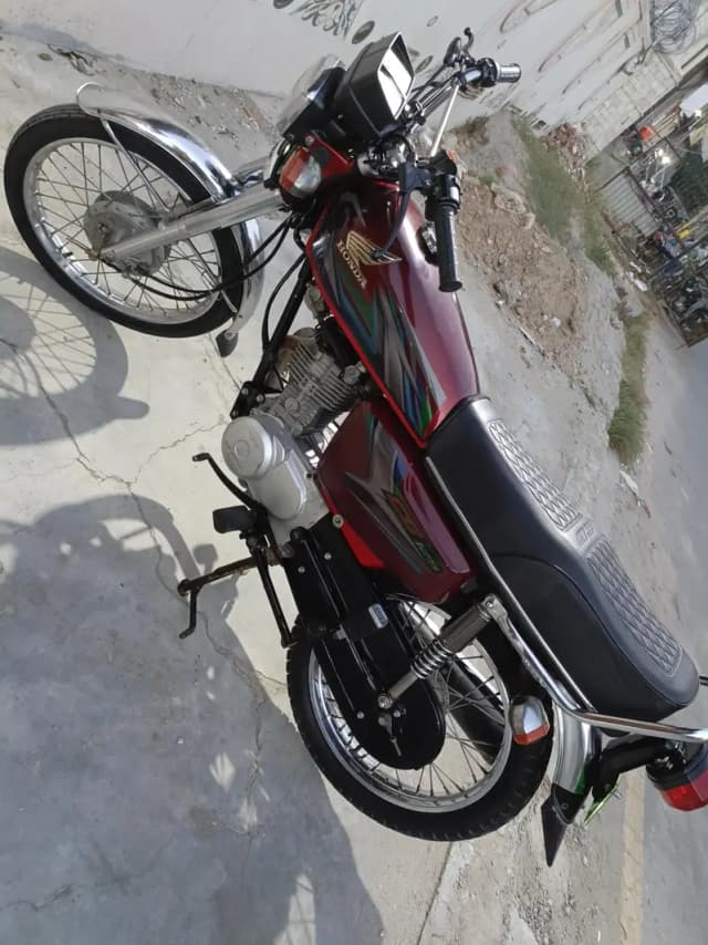 Honda CG 125 2023 model home use bike