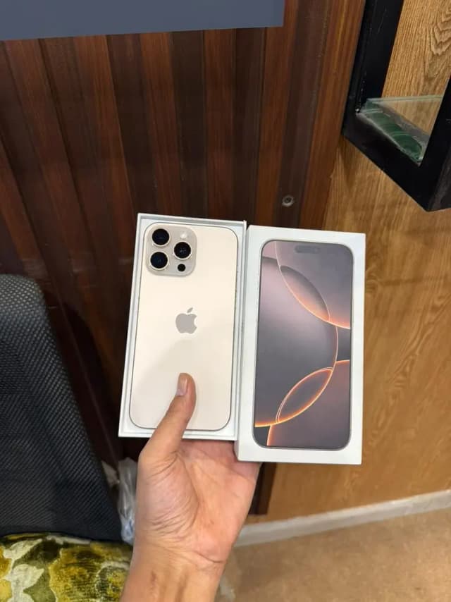 Apple iPhone 16 Pro Max
