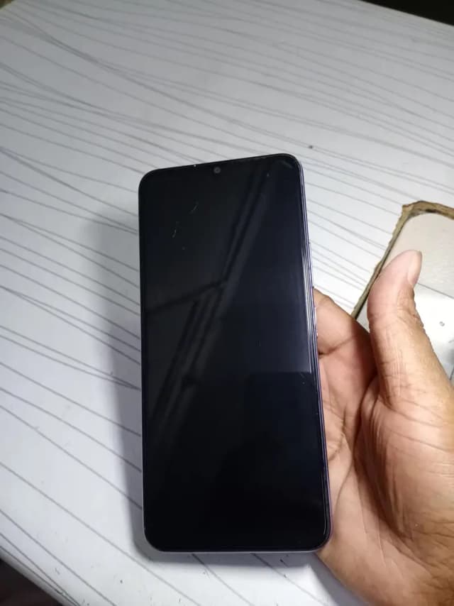 Vivo Y17s
