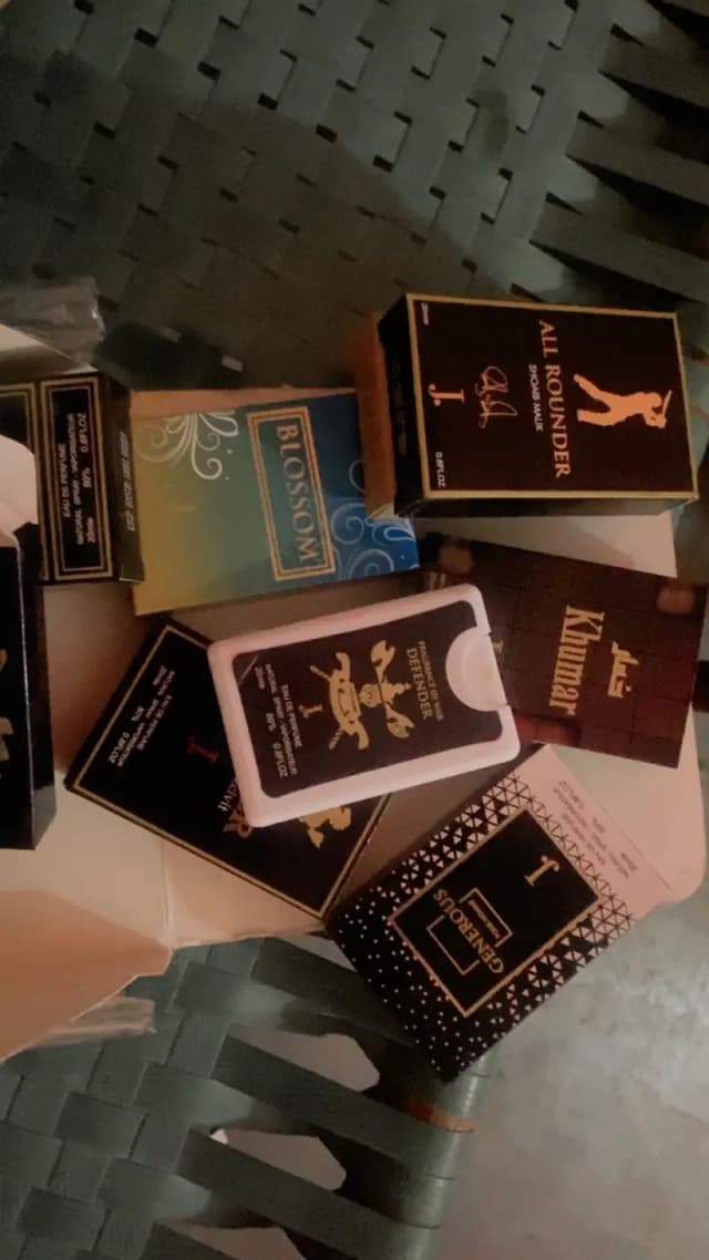 Pocket handsome  perfume