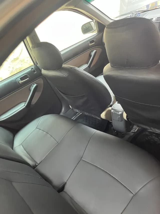 Honda Civic VTi Oriel 2001