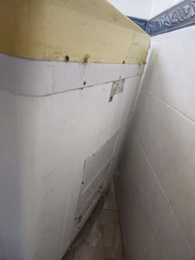 Kenwood Twin-Tub Washing Machine (Cyclone)