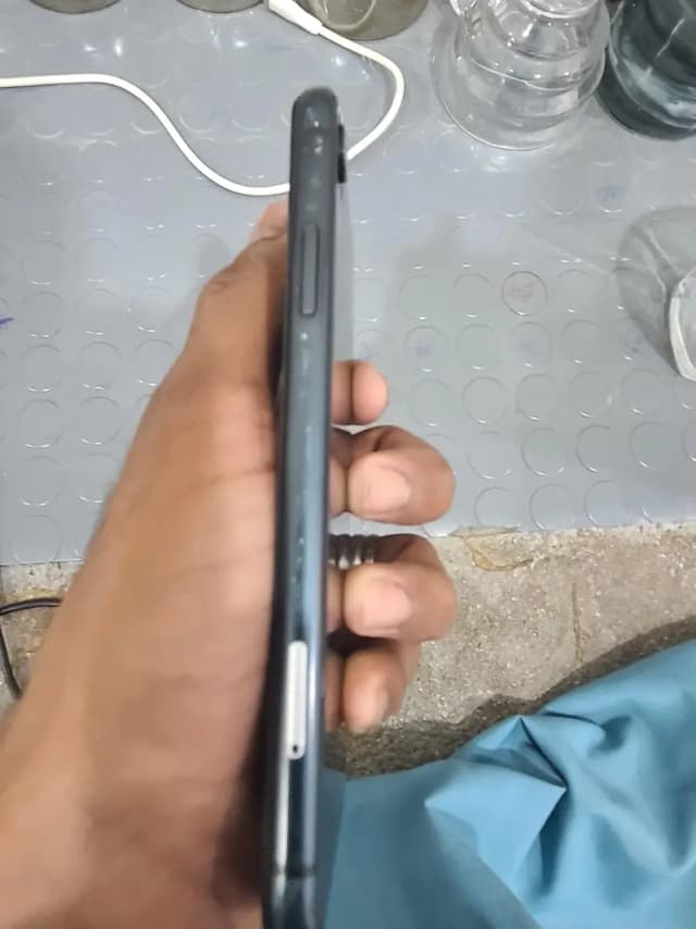 Apple iPhone XR