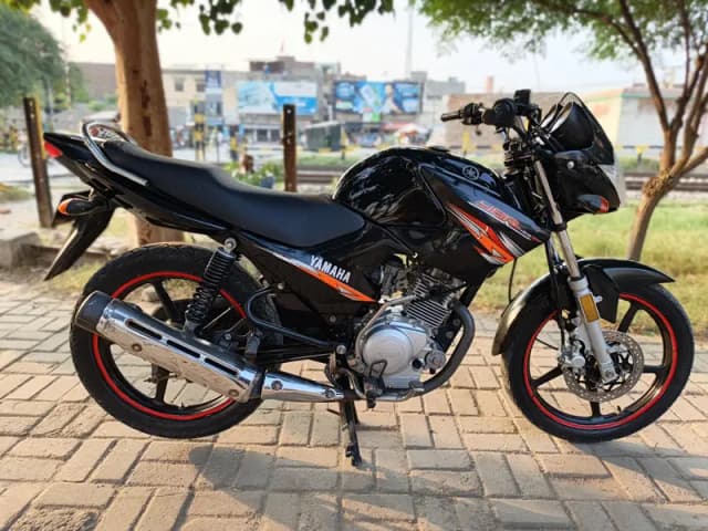 Yamaha YBR 125 20 Model