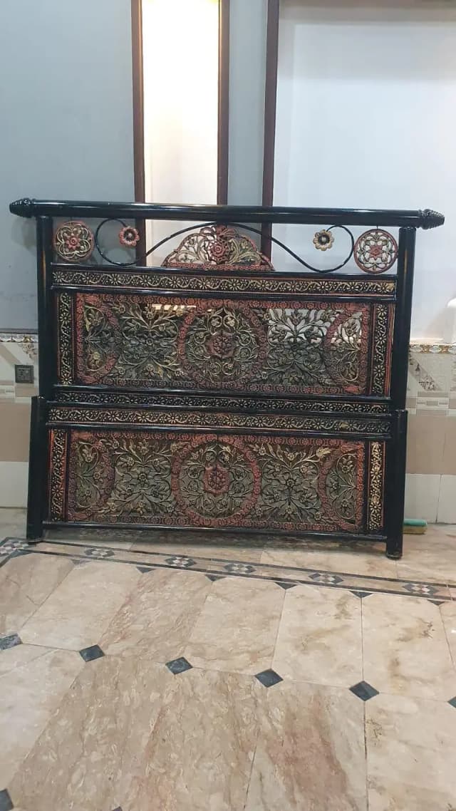 2 Double Iron Bed