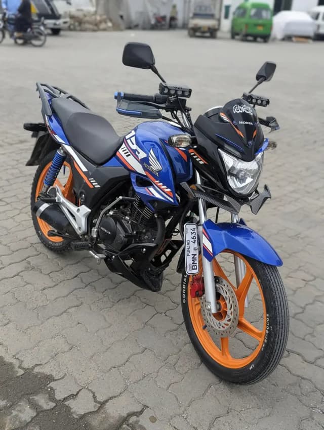 CB150F Special Edition Blue Color