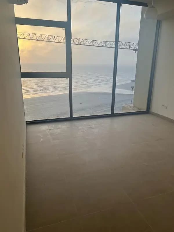 EMAAR APARTMENT FOR RENT SEA FACING