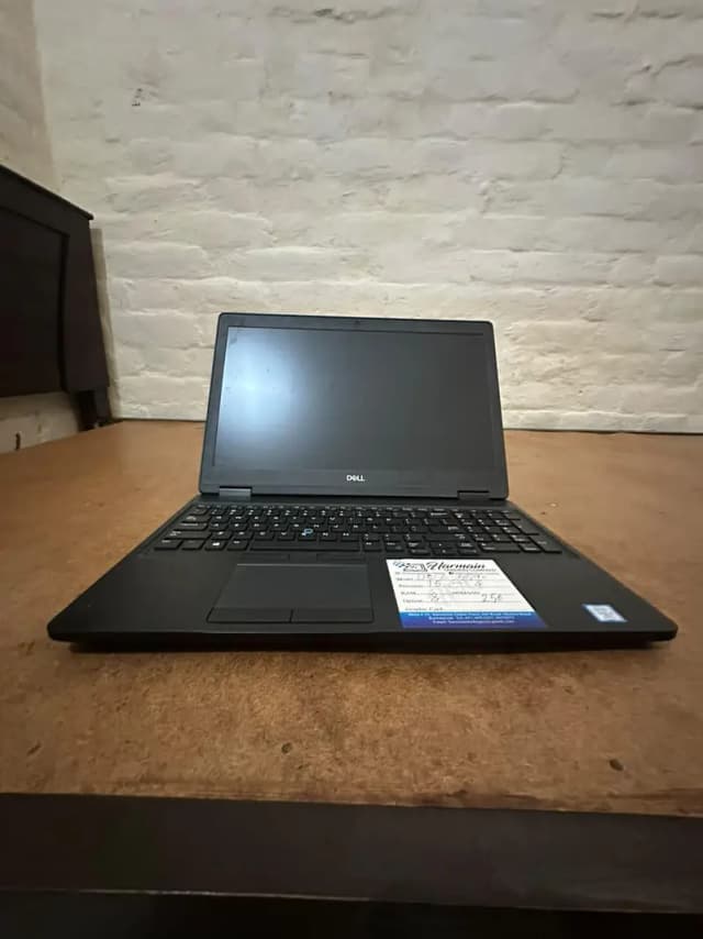 Dell E5590