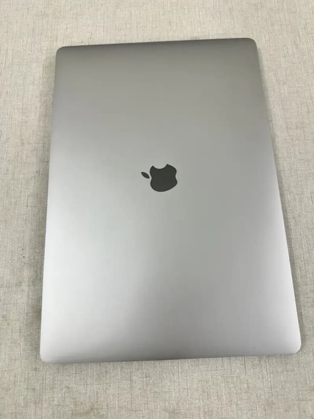 Apple MacBook Pro 16” 2019 | Core i9 | 32 GB Ram | GPU 8 GB | 2 TB SSD