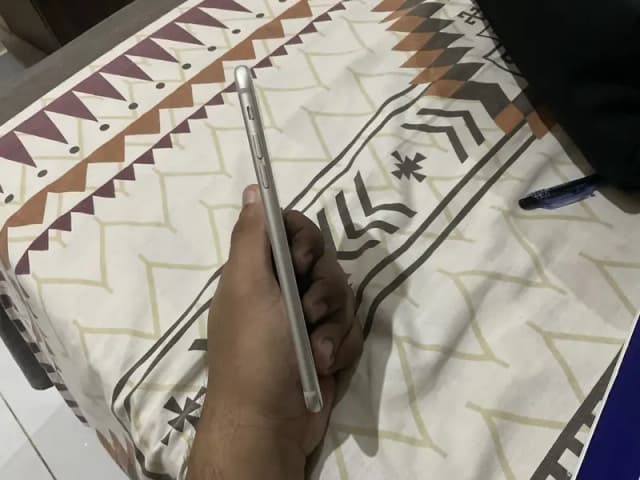 Apple iPhone 6S Plus