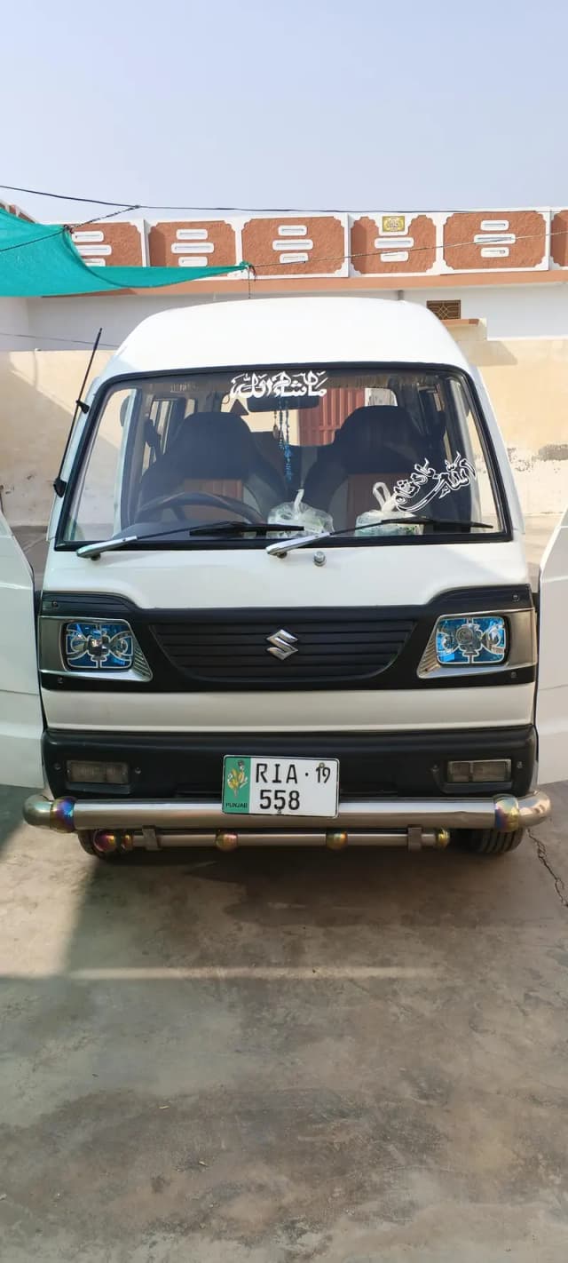 Suzuki bolan 2019 excellent condition- family and commercial use