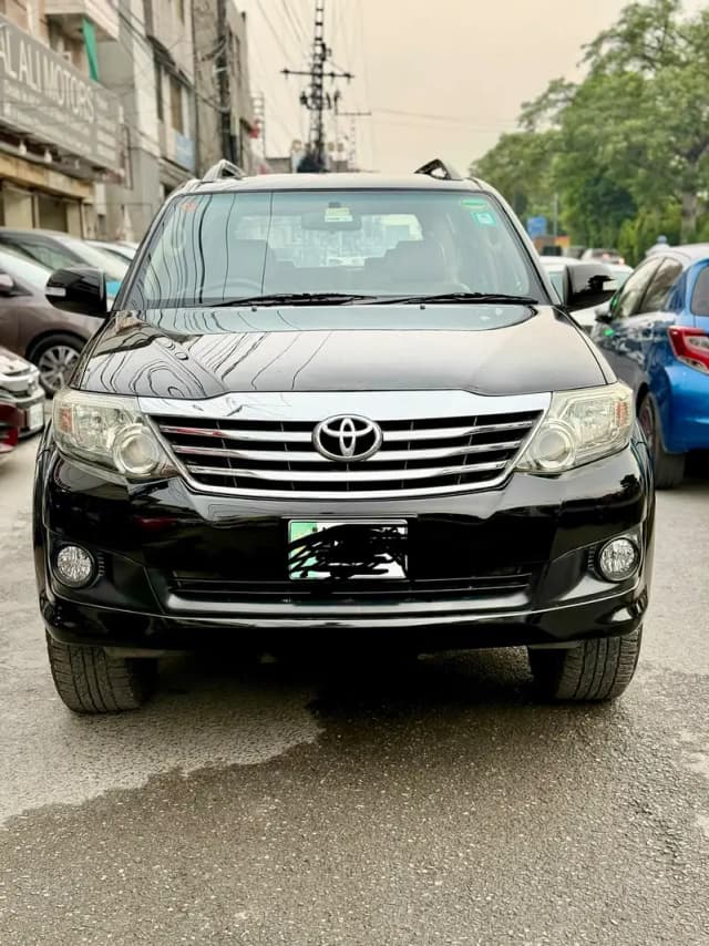 Toyota Fortuner V 2013 B2B Gemuine