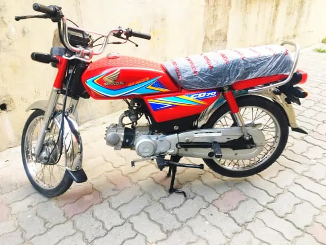 Honda cd 70 available in new condition 19 model All ok