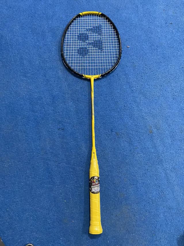 Yonex badmintion racket