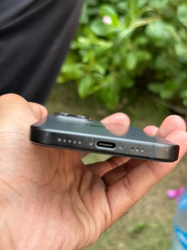 Apple iPhone 15