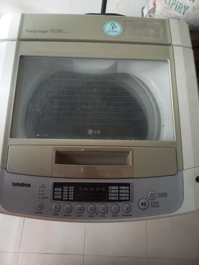 e LG automatic washing machine
