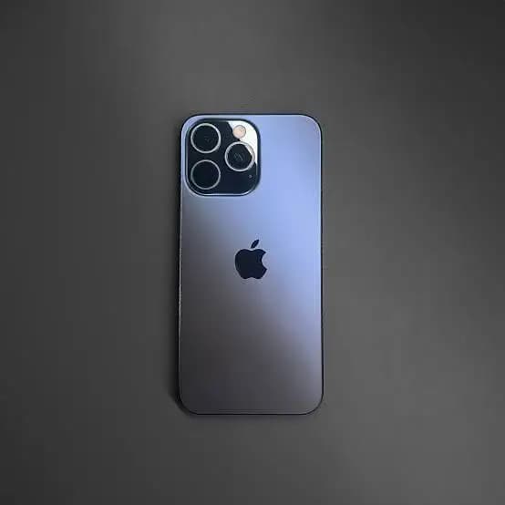 Apple iPhone 15 Pro Max 92 BH