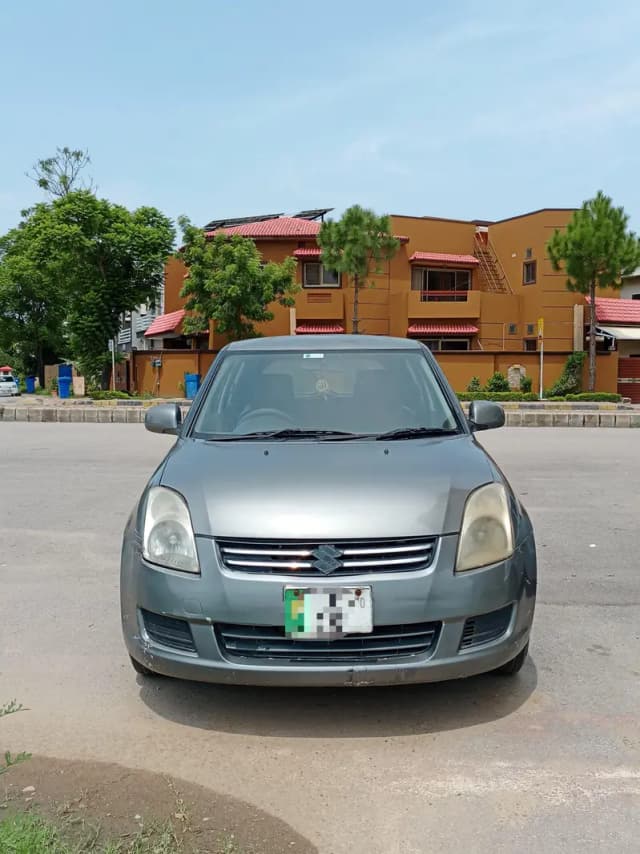 Suzuki Swift 2010 DLX