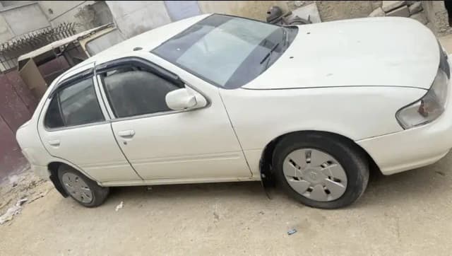 Nissan Sunny 1998