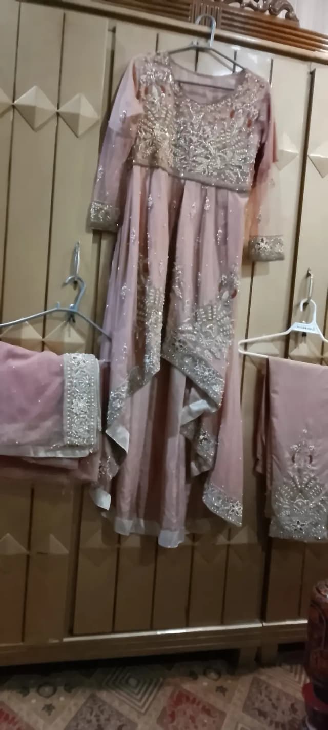 Net maxi tail style. size small age 25 branded