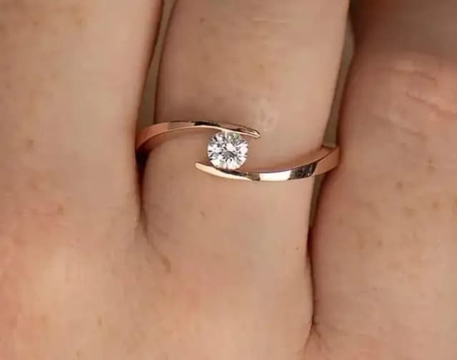 yellow / Gold /diamond / certified