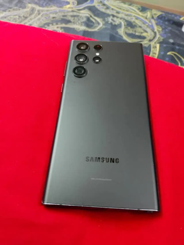 Samsung Mobile S22 Ultra - 12 / 256 GB