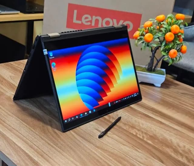 Lenovo ThinkPad X390 Yoga i5-8th with stylish pen