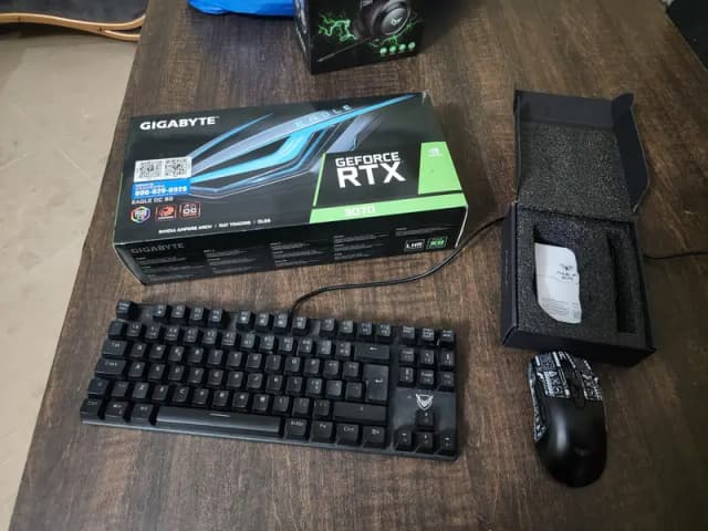 Gigabyte Rtx 3070 8GB EAGLE OC , Sc252 Mouse Aula, Gaming Keyboard ,