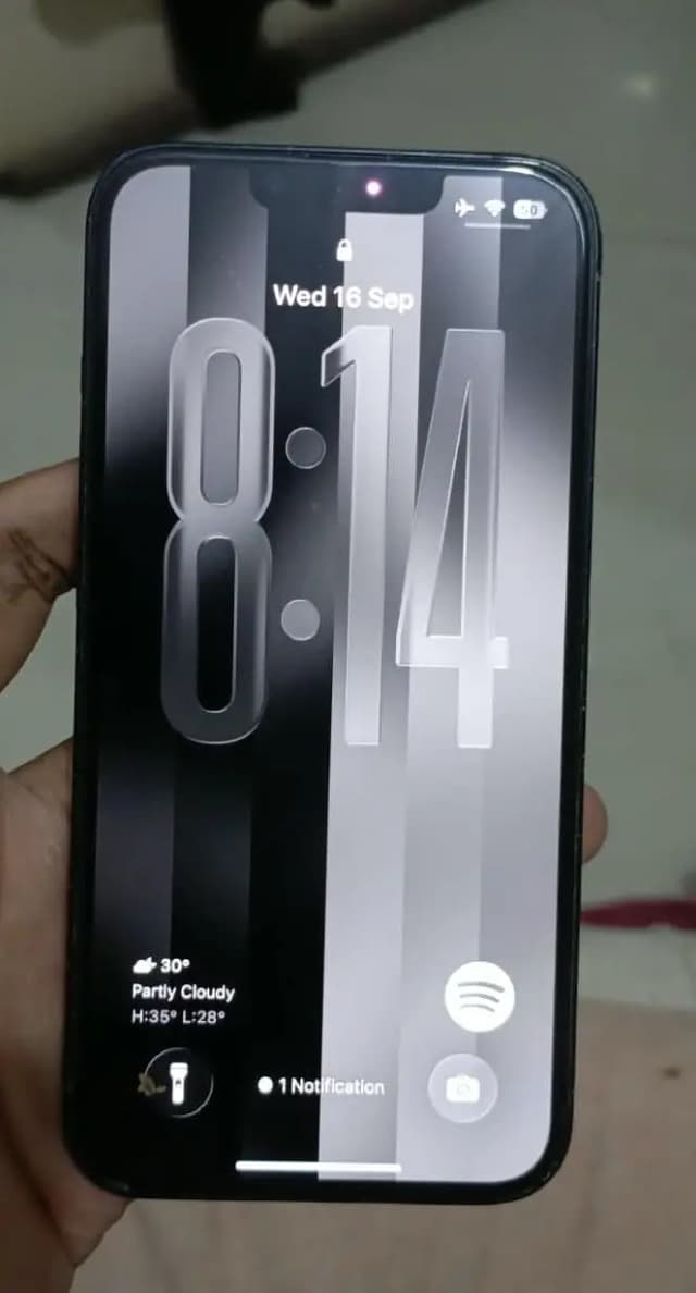 Apple iPhone 14
