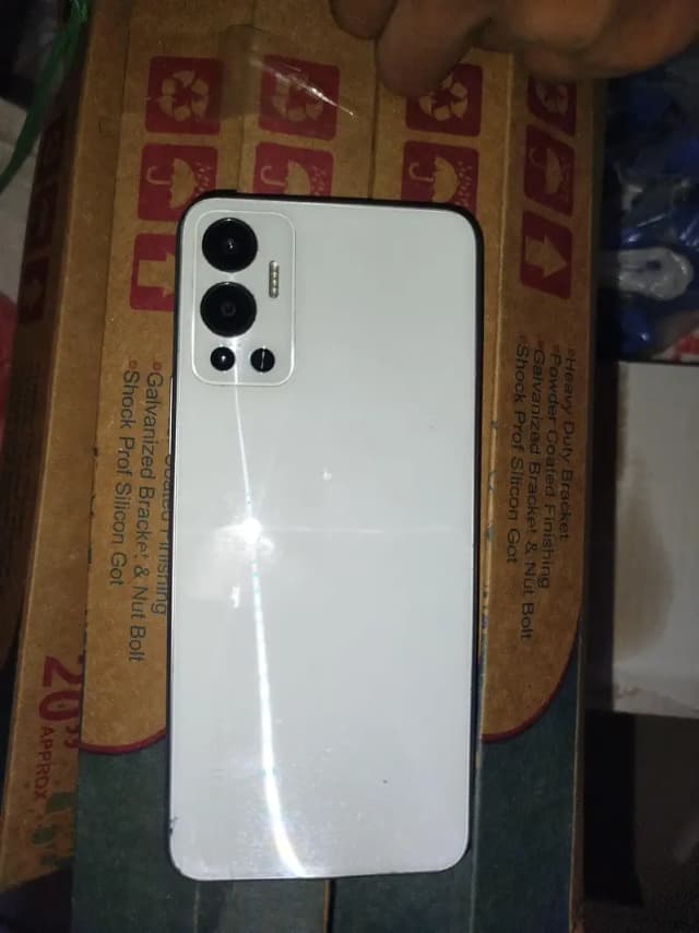 Infinix Hot 12