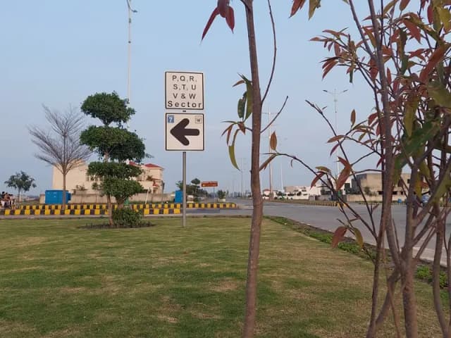 10 Marla Build The Life You Have Always Envisioned On A Prime, Fully Serviced Plot In DHA Lahore'S Most Sought-After And Amenity-Rich Block.