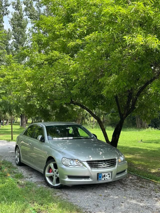 Toyota Mark X 2005