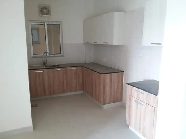 Get A Prime Location 1100 Square Feet Flat For rent In Bahria Heights