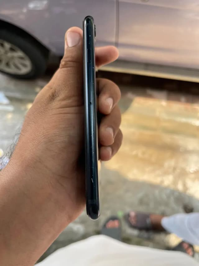 Apple iPhone SE