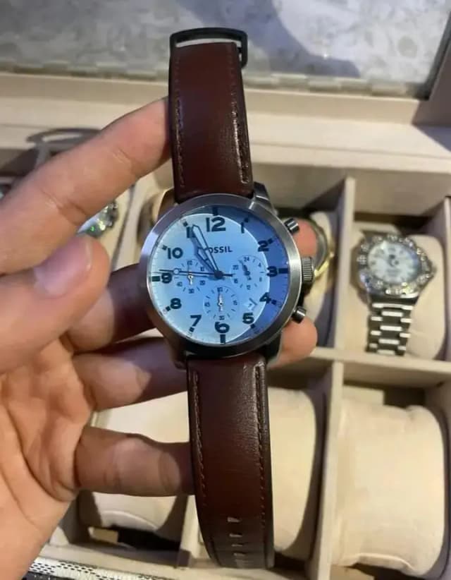 fossil watch