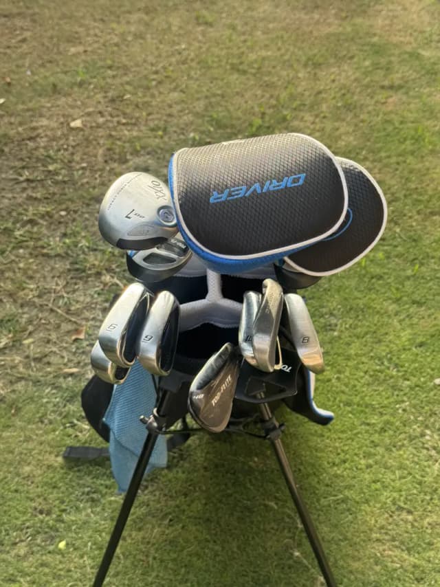 Topflite Starter Golf Kit (xxio 7 wood topflite tour wedges)