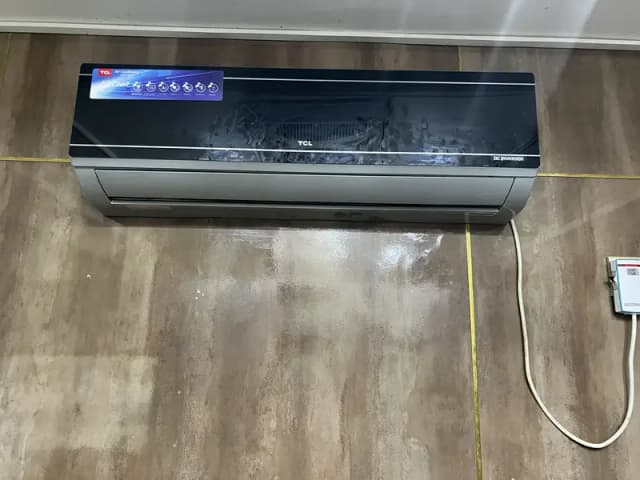 Tcl inverter AC almost New