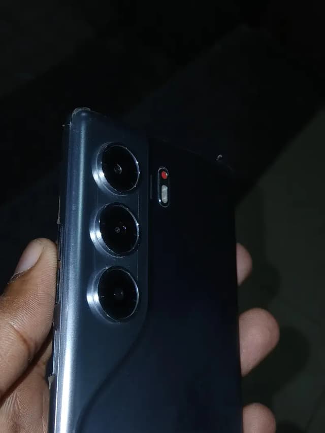 Tecno CAMON 40 Pro