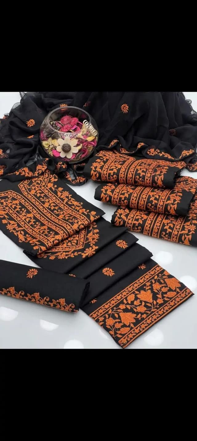 3 peice suit in discounted prices delvry available Karachi, Hyderabad