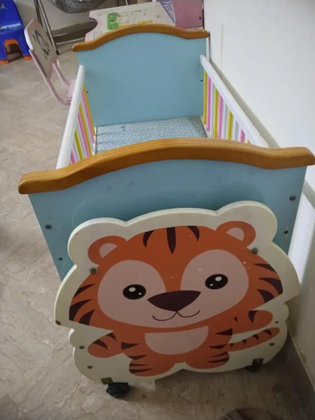 Baby bed for sale
